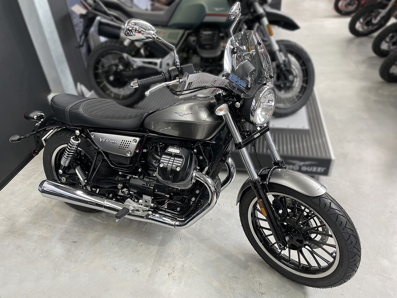 Moto Guzzi V9