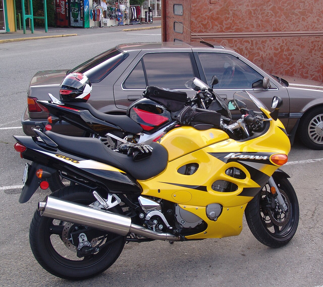 Suzuki GSX 600 F