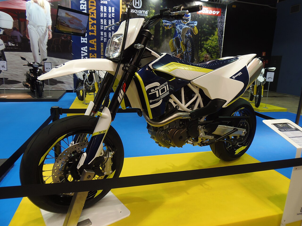 Husqvarna 701 Supermoto