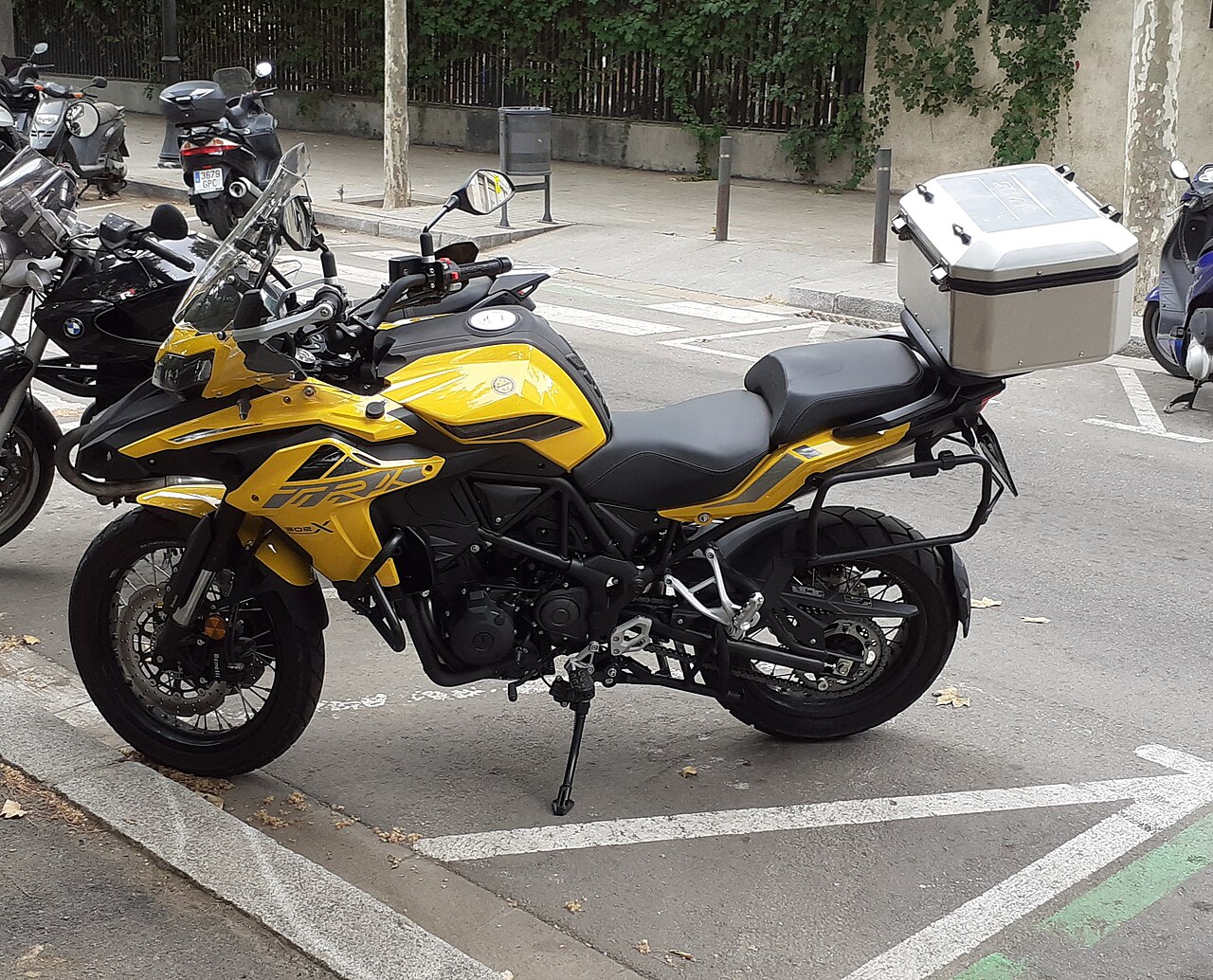 Benelli TRK 502