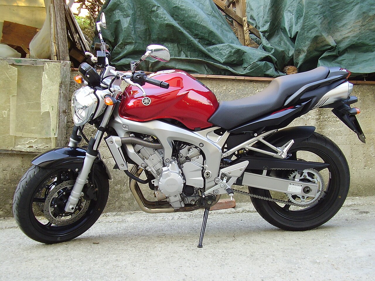 Yamaha FZ6