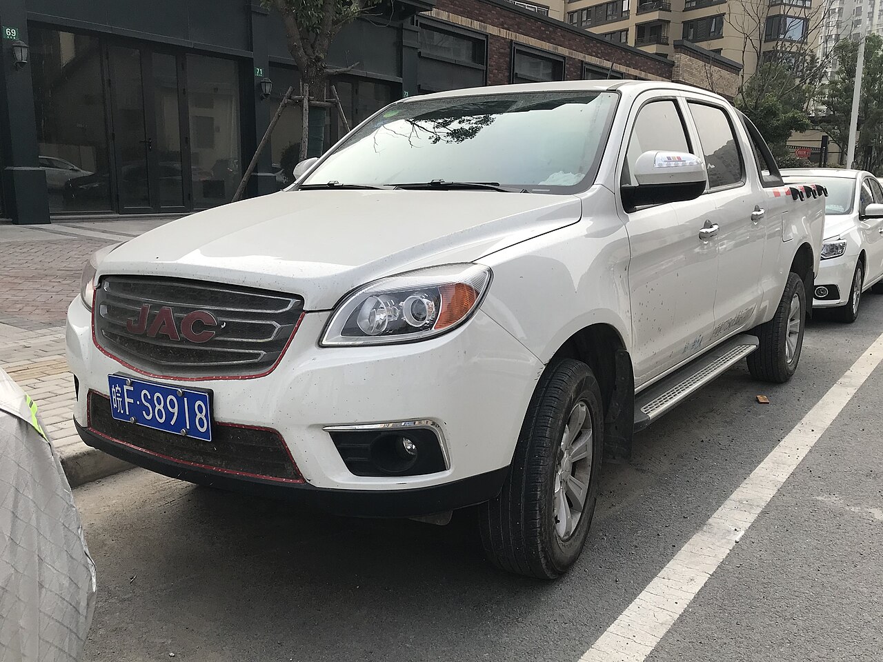 JAC T6