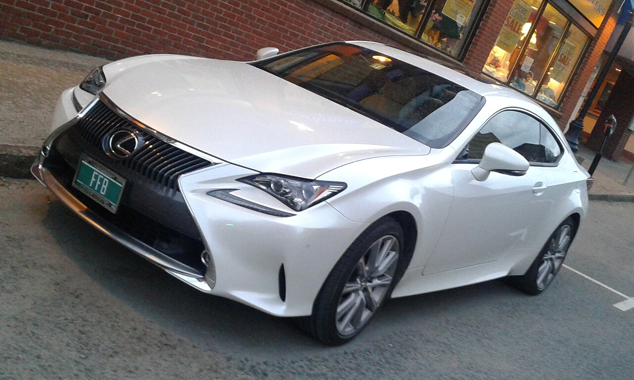 Lexus RC