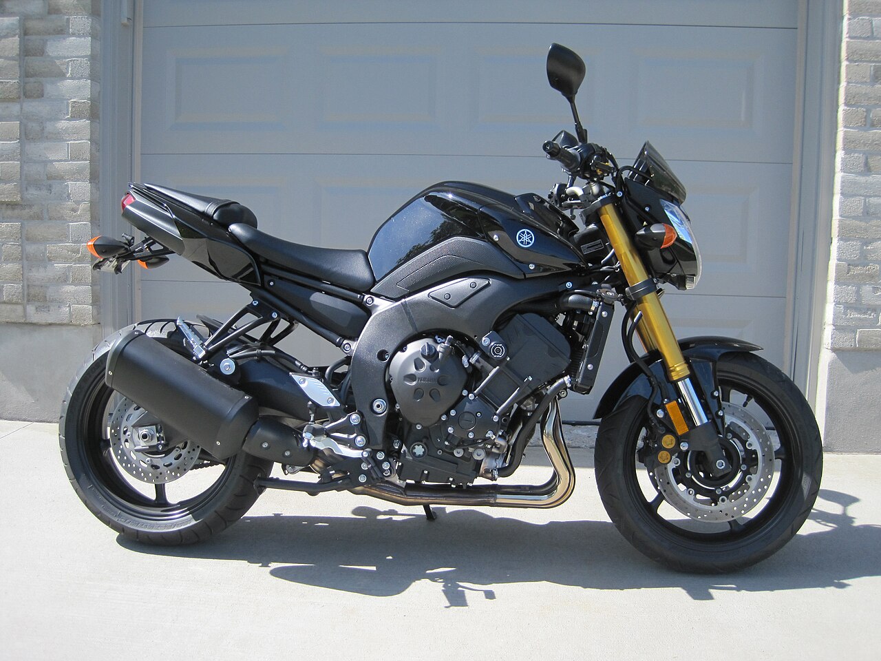 Yamaha FZ8